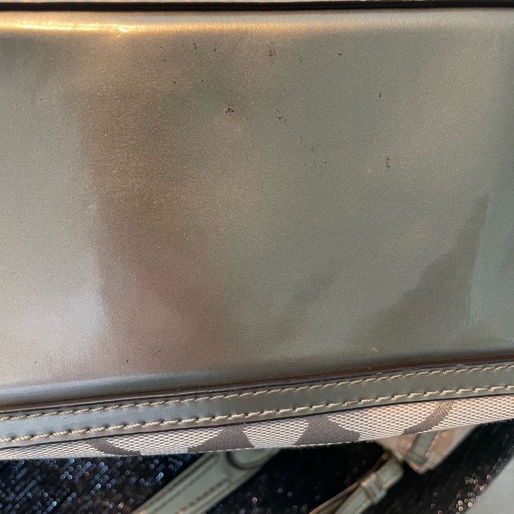 Coach Poppy Signature Hallie East Metallic canvas 👜 - Picture 6 of 10